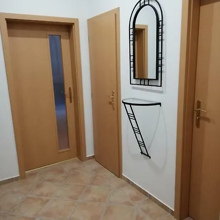 Pod Divadlem Znojmo